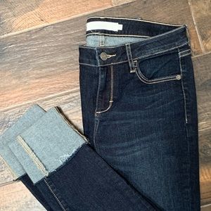 Hidden Dark Mid-Rise denim Jeans with cuffs.